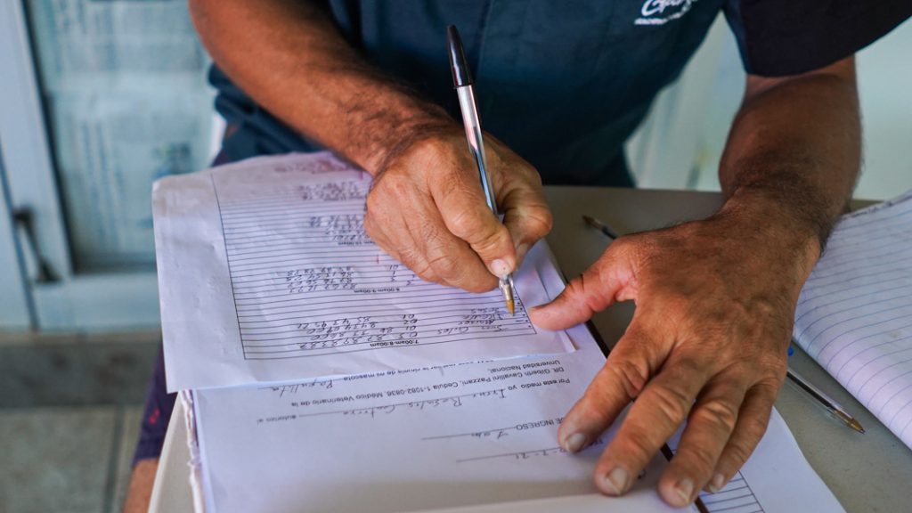 A date and time for the day of sterilization is set for all owners who are on the list.